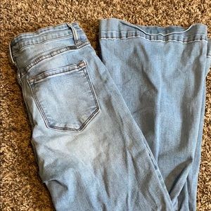 KanCan size 27 light wash flare jeans